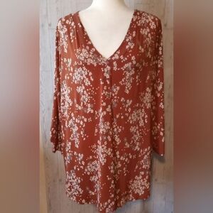 Floral V-Neck Roll Tab Tunic Top Women's Size 2X